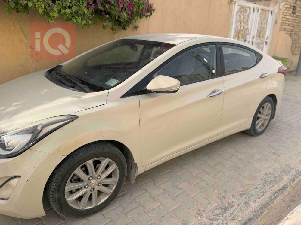 هیوندای ئەلەنترا